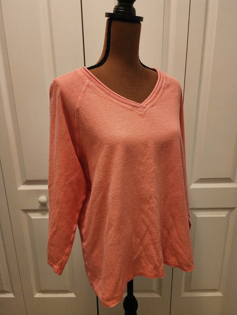 Hot Cotton Made In USA Women's V-Neck Lightweight Pullover 3/4 Sleeves - Coral
